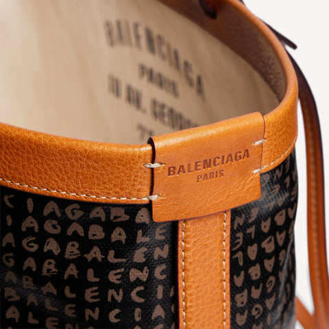 Women's Select Tote Bag Medium in Black