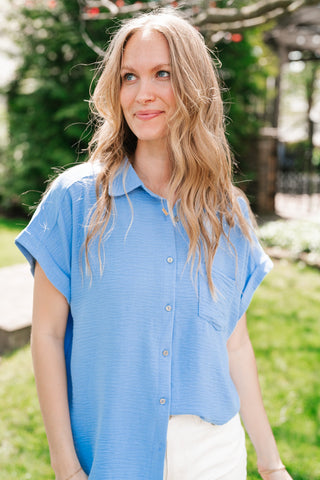 Standard Staple Button Front Top