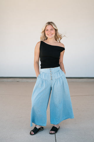 Belle Classic Off The Shoulder Knit Tank