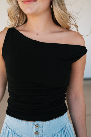 Belle Classic Off The Shoulder Knit Tank