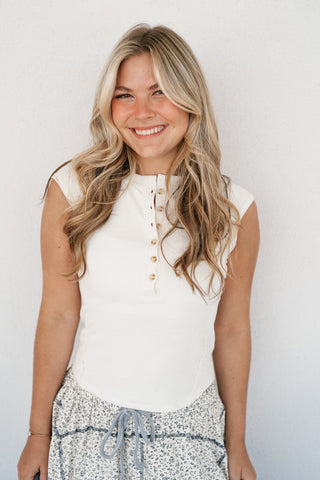 Everyday Classic Quarter Button Top
