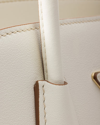 Medium leather tote bag